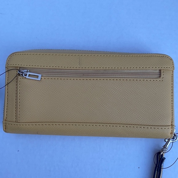 New Guess Womens Kamryn Zip-Around Wallet - Picture 6 of 8